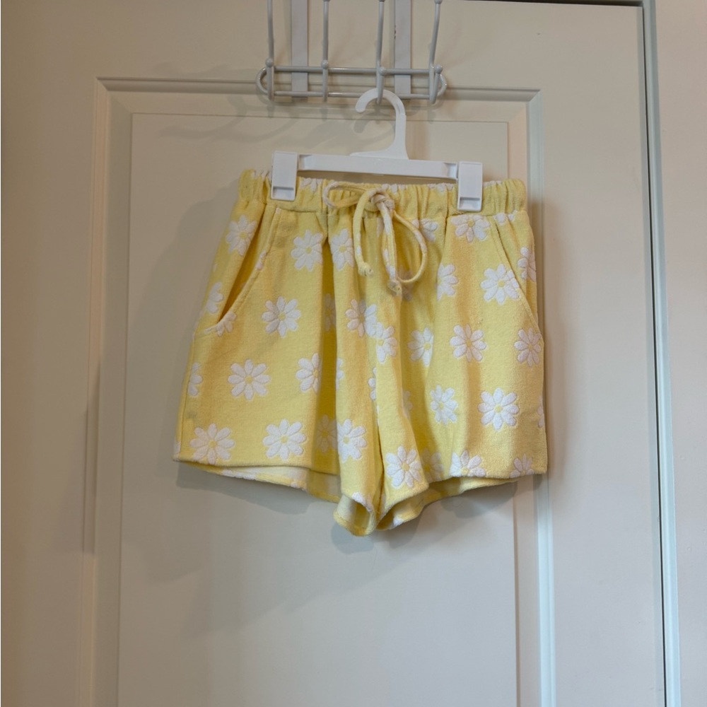 Yellow Floral Set - Picture 3 of 4